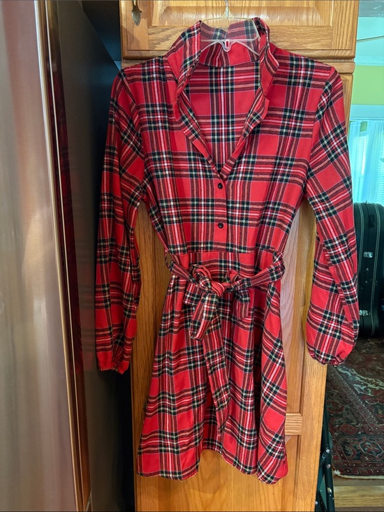 No brand Dresses & Skirts - Red Plaid Flannel  Long-Sleeve Shirt Dress with Waist Tie